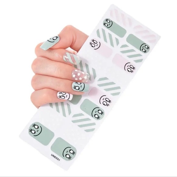 Nail Stickers Pack, Aveeno Hand Mask, 34 Packs, Assorted Styles - Picture 14 of 15